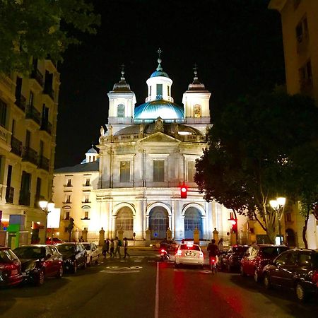 Latina Palace Madryt Zewnętrze zdjęcie